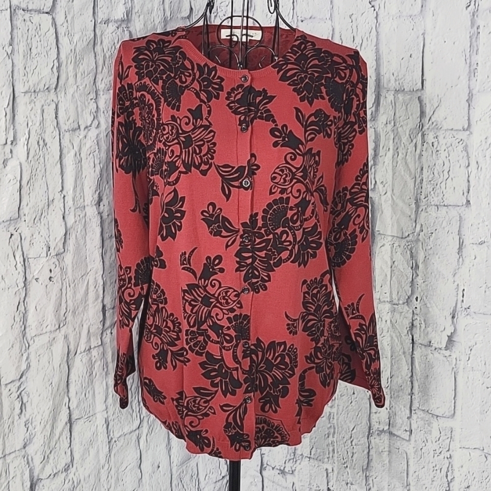 AUGUST SILK Black and Red Floral Button Up Sweater Size Medium/Large